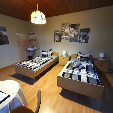 Gaestehaus Weisses Lamm - Monteurzimmer Nordhalben Exteriör bild