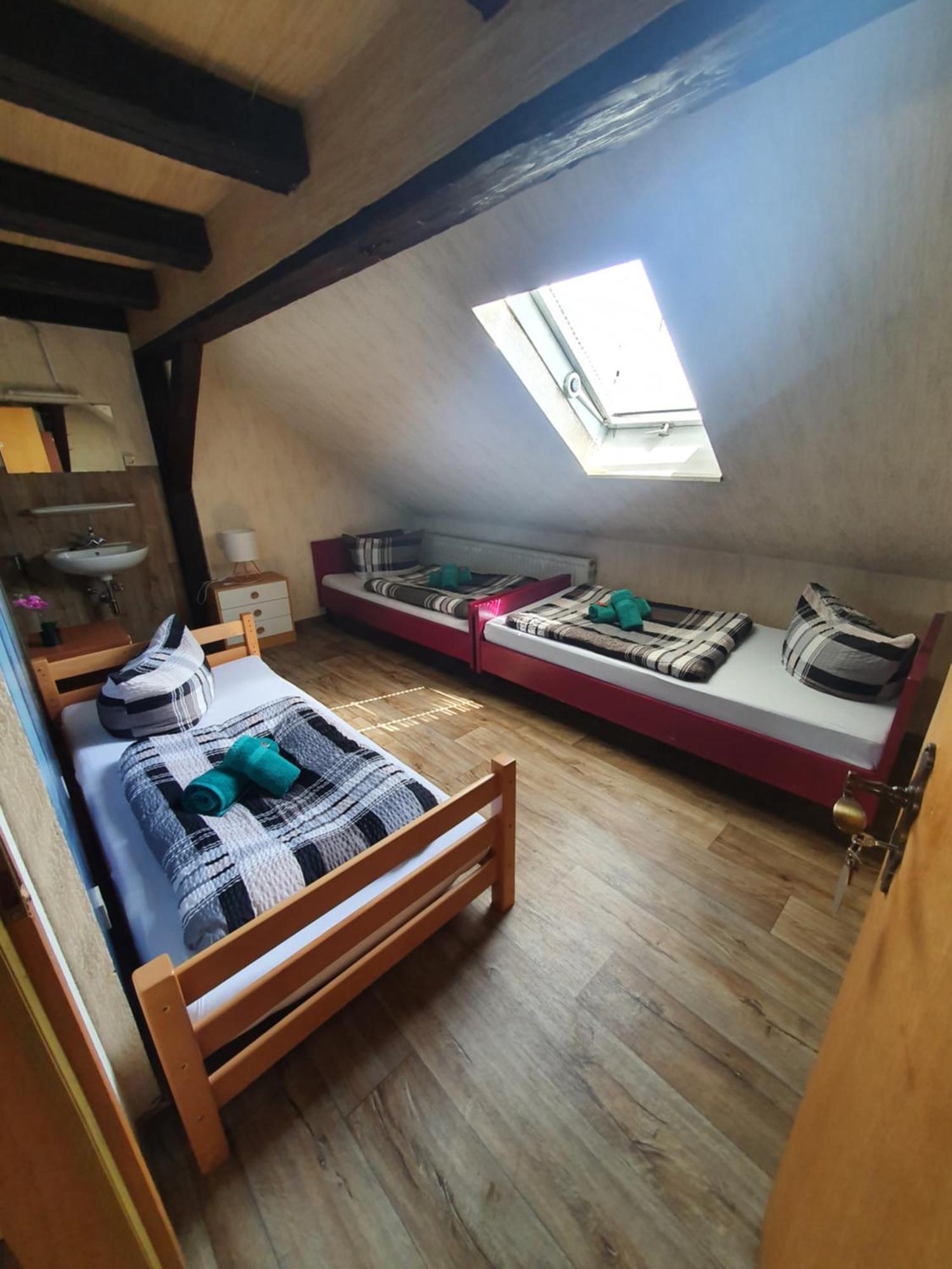 Gaestehaus Weisses Lamm - Monteurzimmer Nordhalben Exteriör bild